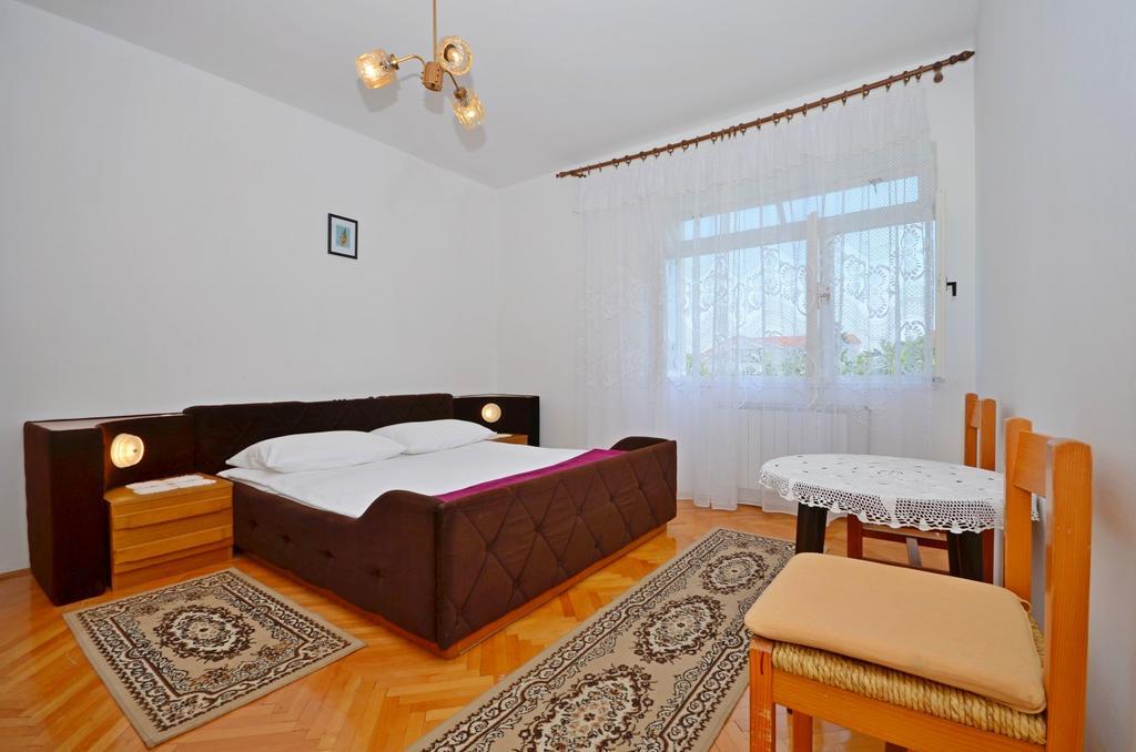Apartments Marija Near Center Vodice Exterior photo