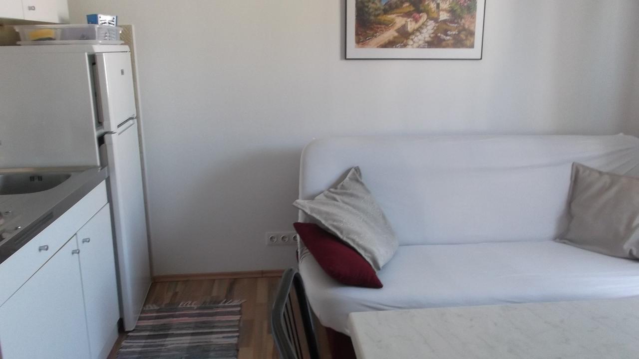 Apartments Marija Near Center Vodice Room photo