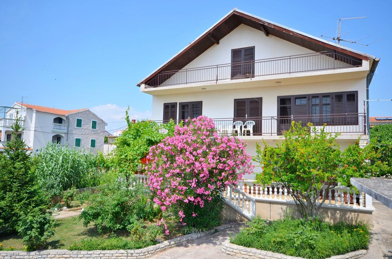 Apartments Marija Near Center Vodice Exterior photo